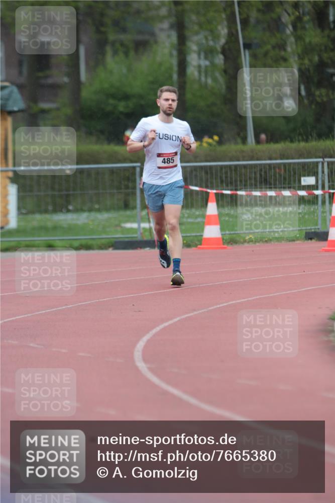 13.04.2025 - Hammer Lauf A. Gomolzig http://msf.ph/oto/7665380 13.04.2025 12:10:24 Ziel 3, 485 meine-sportfotos.de