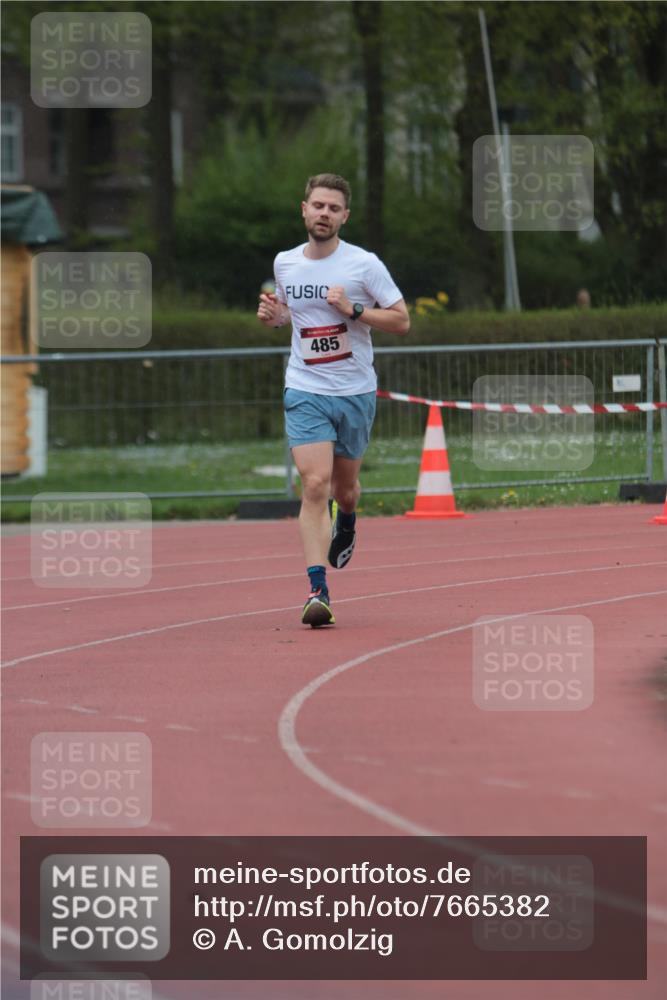 13.04.2025 - Hammer Lauf A. Gomolzig http://msf.ph/oto/7665382 13.04.2025 12:10:25 Ziel 485 meine-sportfotos.de