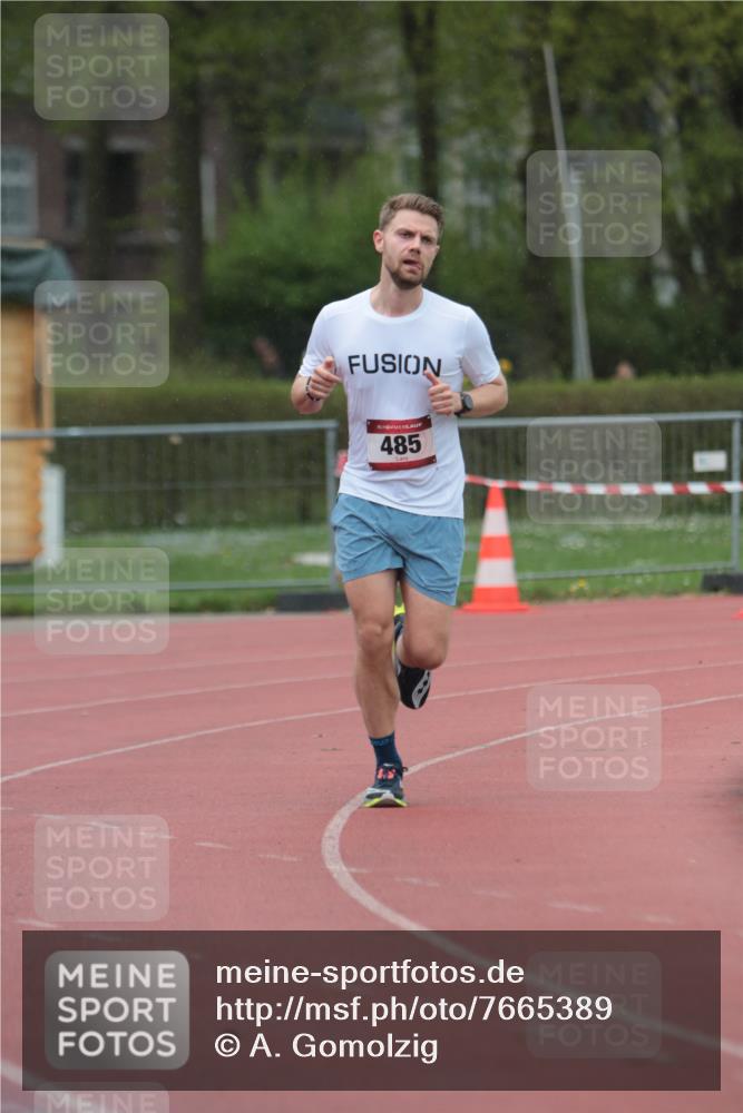 13.04.2025 - Hammer Lauf A. Gomolzig http://msf.ph/oto/7665389 13.04.2025 12:10:26 Ziel 485 meine-sportfotos.de