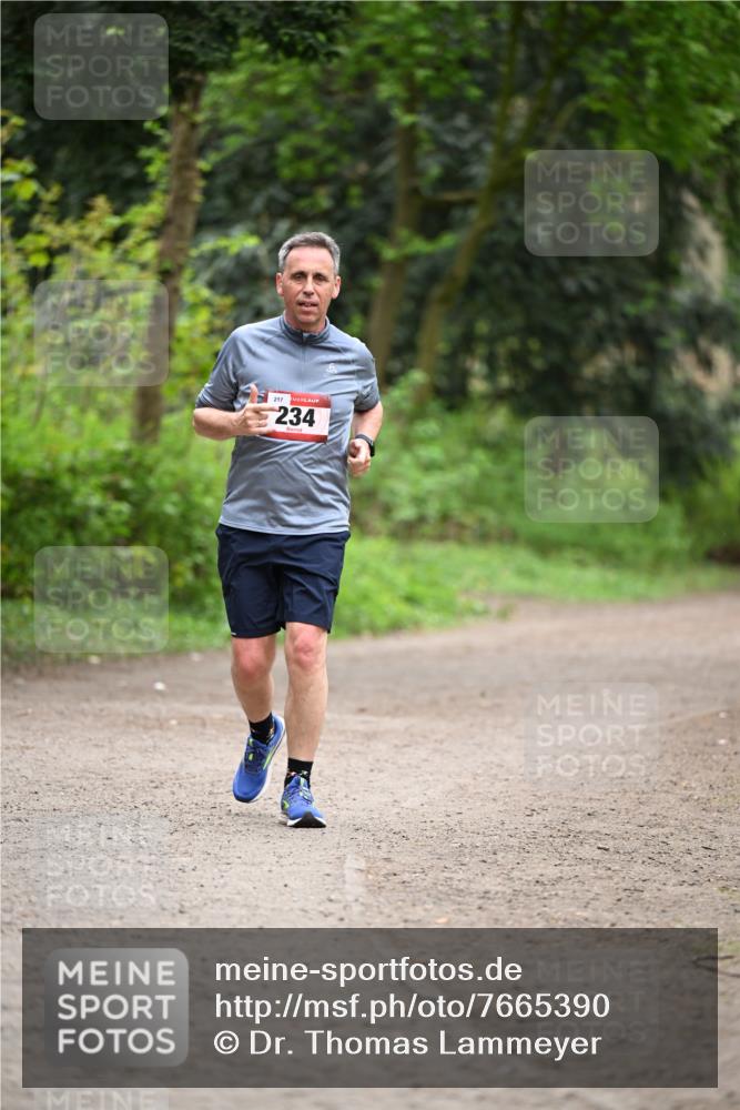13.04.2025 - Hammer Lauf Dr. Thomas Lammeyer http://msf.ph/oto/7665390 13.04.2025 11:39:14 Laufen 217, 234 meine-sportfotos.de