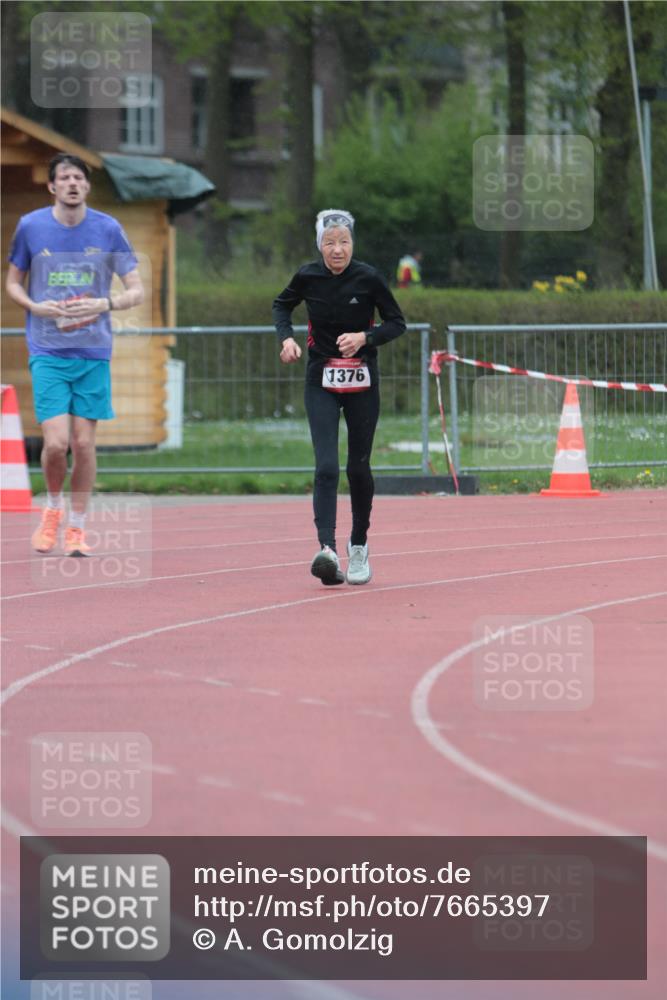 13.04.2025 - Hammer Lauf A. Gomolzig http://msf.ph/oto/7665397 13.04.2025 12:10:32 Ziel 1376 meine-sportfotos.de