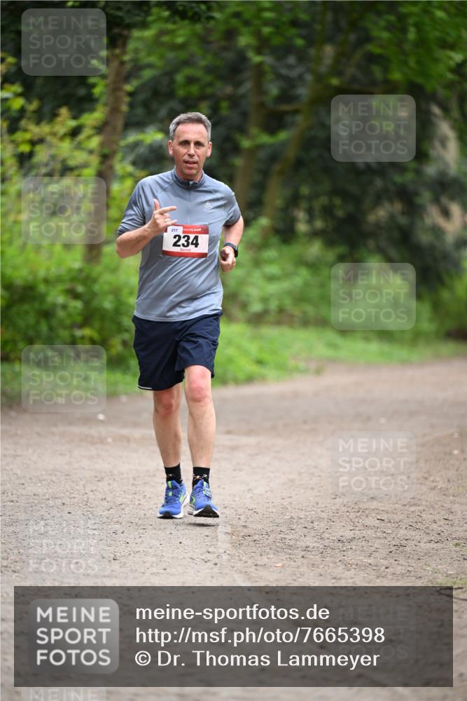 13.04.2025 - Hammer Lauf Dr. Thomas Lammeyer http://msf.ph/oto/7665398 13.04.2025 11:39:15 Laufen 217, 234 meine-sportfotos.de