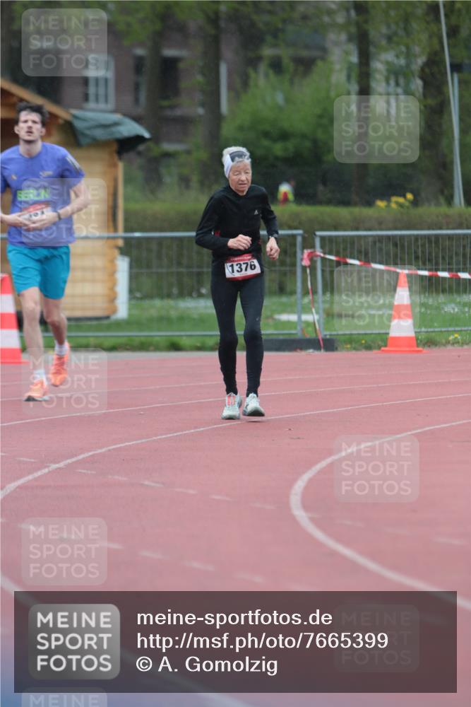 13.04.2025 - Hammer Lauf A. Gomolzig http://msf.ph/oto/7665399 13.04.2025 12:10:33 Ziel 484, 1376 meine-sportfotos.de