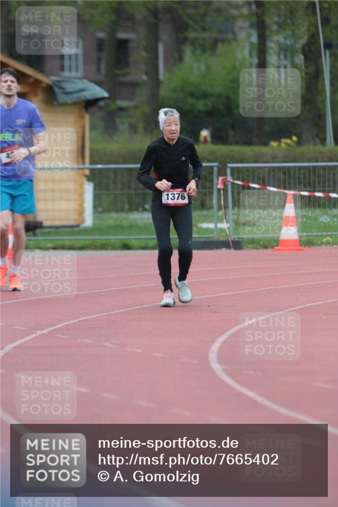 13.04.2025 - Hammer Lauf A. Gomolzig http://msf.ph/oto/7665402 13.04.2025 12:10:33 Ziel 484, 1376 meine-sportfotos.de