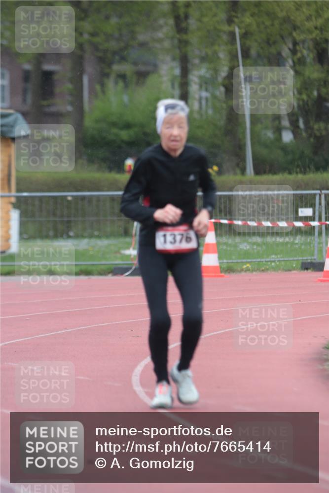 13.04.2025 - Hammer Lauf A. Gomolzig http://msf.ph/oto/7665414 13.04.2025 12:10:37 Ziel 484, 1376 meine-sportfotos.de