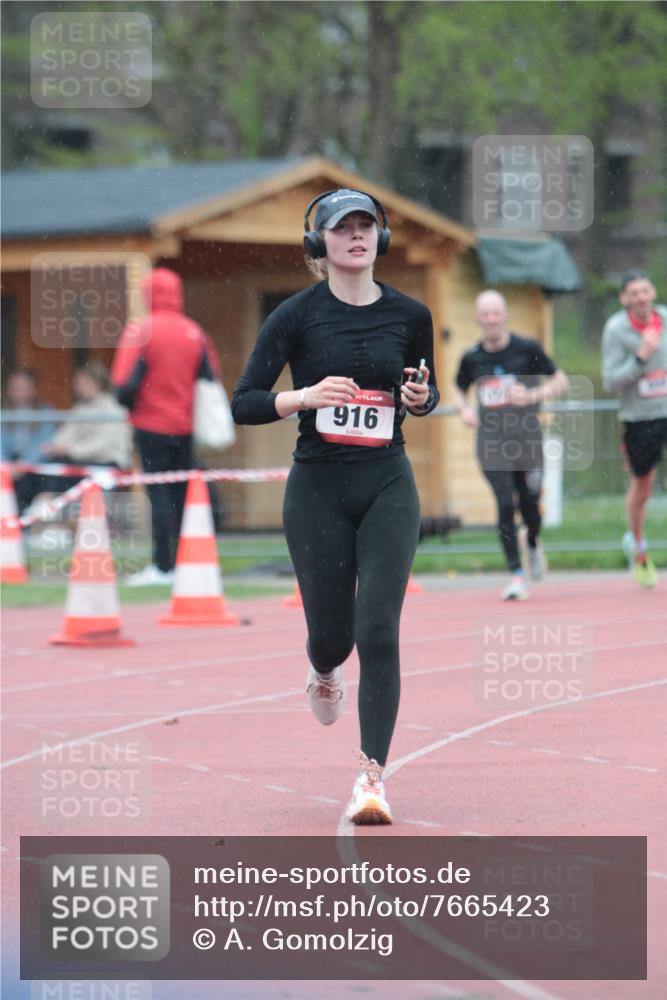 13.04.2025 - Hammer Lauf A. Gomolzig http://msf.ph/oto/7665423 13.04.2025 12:10:50 Ziel 559, 916 meine-sportfotos.de