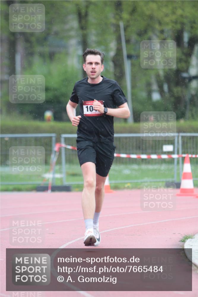 13.04.2025 - Hammer Lauf A. Gomolzig http://msf.ph/oto/7665484 13.04.2025 12:13:47 Ziel 454, 483, 1044, 1702 meine-sportfotos.de