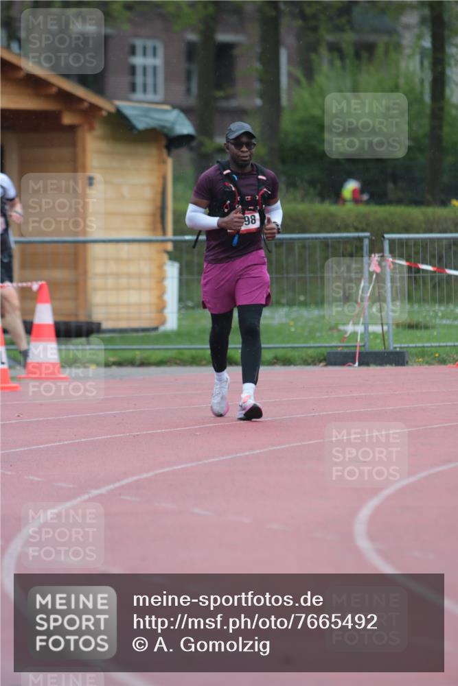 13.04.2025 - Hammer Lauf A. Gomolzig http://msf.ph/oto/7665492 13.04.2025 12:13:57 Ziel 13, 1702 meine-sportfotos.de