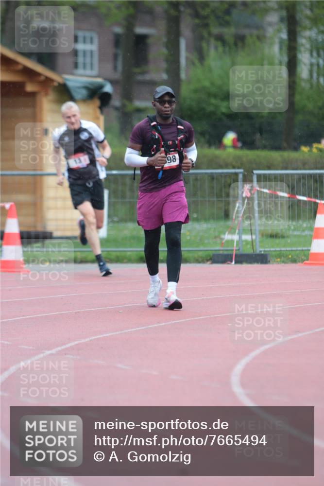 13.04.2025 - Hammer Lauf A. Gomolzig http://msf.ph/oto/7665494 13.04.2025 12:13:58 Ziel 13, 1898 meine-sportfotos.de