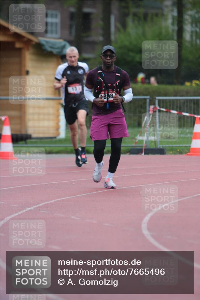 13.04.2025 - Hammer Lauf A. Gomolzig http://msf.ph/oto/7665496 13.04.2025 12:13:59 Ziel 13, 1898 meine-sportfotos.de