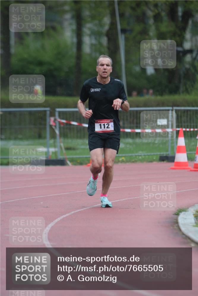 13.04.2025 - Hammer Lauf A. Gomolzig http://msf.ph/oto/7665505 13.04.2025 12:14:22 Ziel 112, 604 meine-sportfotos.de