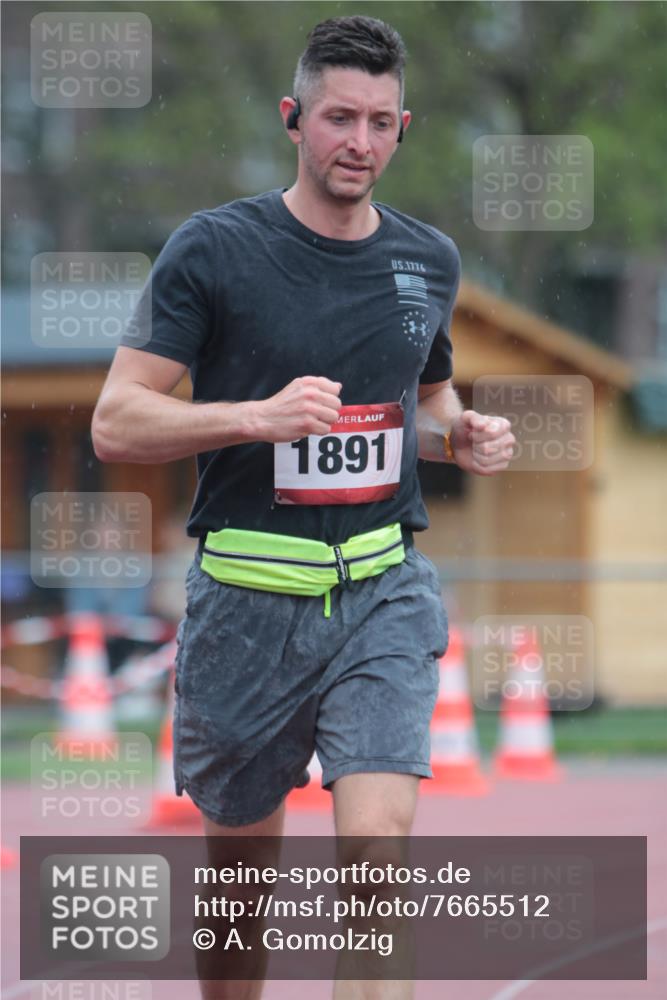 13.04.2025 - Hammer Lauf A. Gomolzig http://msf.ph/oto/7665512 13.04.2025 12:14:31 Ziel 1891 meine-sportfotos.de