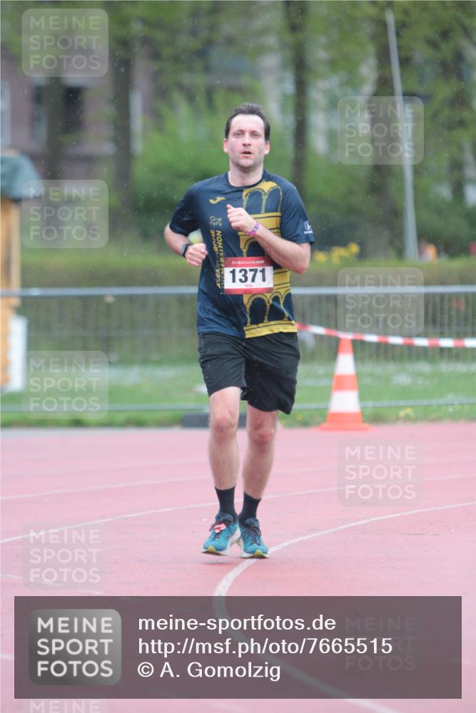 13.04.2025 - Hammer Lauf A. Gomolzig http://msf.ph/oto/7665515 13.04.2025 12:14:38 Ziel 1371 meine-sportfotos.de