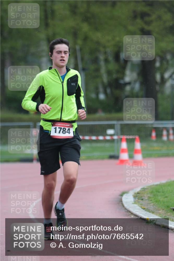 13.04.2025 - Hammer Lauf A. Gomolzig http://msf.ph/oto/7665542 13.04.2025 12:16:24 Ziel 1784 meine-sportfotos.de