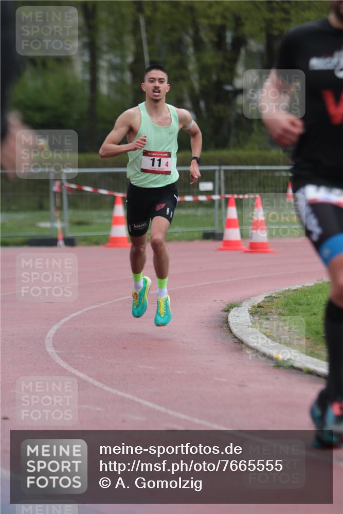 13.04.2025 - Hammer Lauf A. Gomolzig http://msf.ph/oto/7665555 13.04.2025 12:17:32 Ziel 11, 1953 meine-sportfotos.de