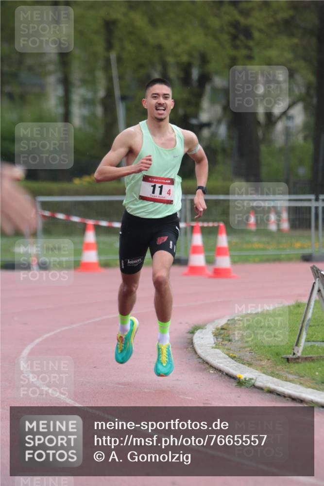 13.04.2025 - Hammer Lauf A. Gomolzig http://msf.ph/oto/7665557 13.04.2025 12:17:33 Ziel 11 meine-sportfotos.de