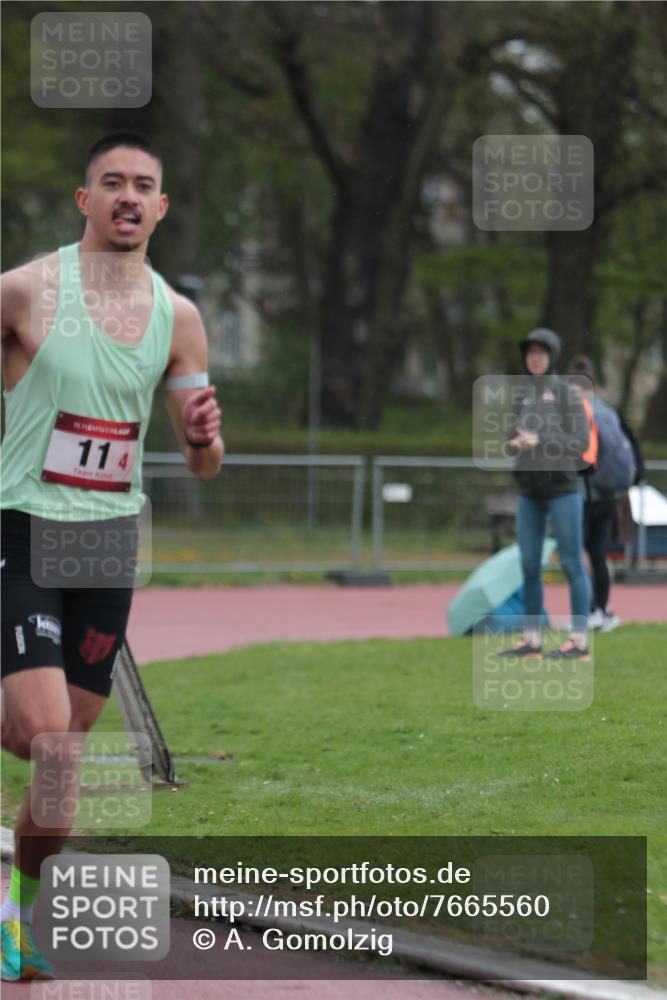 13.04.2025 - Hammer Lauf A. Gomolzig http://msf.ph/oto/7665560 13.04.2025 12:17:34 Ziel  meine-sportfotos.de