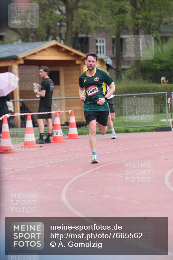13.04.2025 - Hammer Lauf A. Gomolzig http://msf.ph/oto/7665562 13.04.2025 12:17:58 Ziel 188, 1804 meine-sportfotos.de