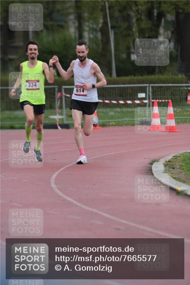 13.04.2025 - Hammer Lauf A. Gomolzig http://msf.ph/oto/7665577 13.04.2025 12:19:09 Ziel 334, 614 meine-sportfotos.de