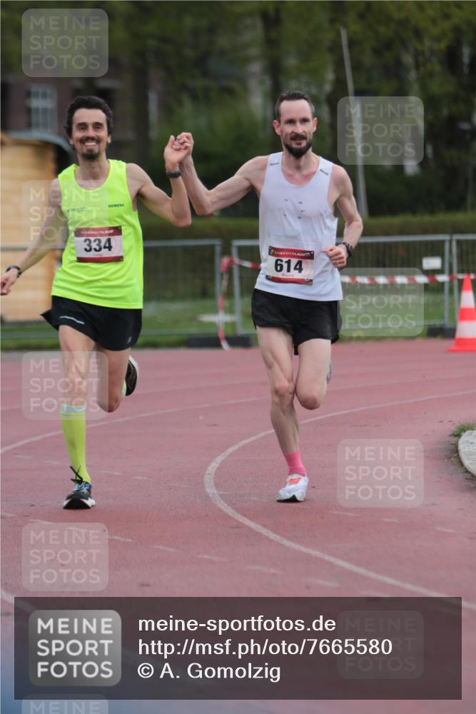 13.04.2025 - Hammer Lauf A. Gomolzig http://msf.ph/oto/7665580 13.04.2025 12:19:10 Ziel 334, 614 meine-sportfotos.de