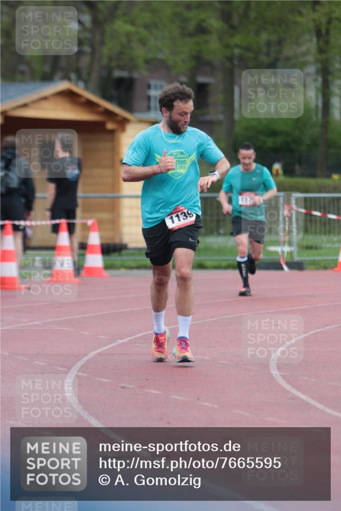 13.04.2025 - Hammer Lauf A. Gomolzig http://msf.ph/oto/7665595 13.04.2025 12:20:04 Ziel 1139, 1174 meine-sportfotos.de