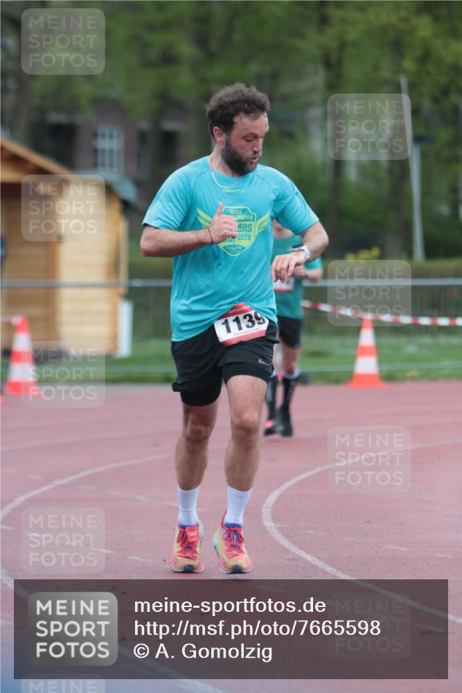 13.04.2025 - Hammer Lauf A. Gomolzig http://msf.ph/oto/7665598 13.04.2025 12:20:06 Ziel 1139, 1174 meine-sportfotos.de