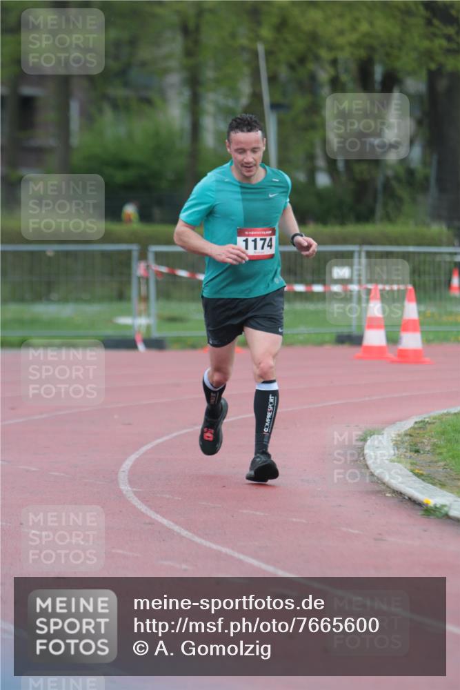 13.04.2025 - Hammer Lauf A. Gomolzig http://msf.ph/oto/7665600 13.04.2025 12:20:09 Ziel 2, 17, 1174 meine-sportfotos.de