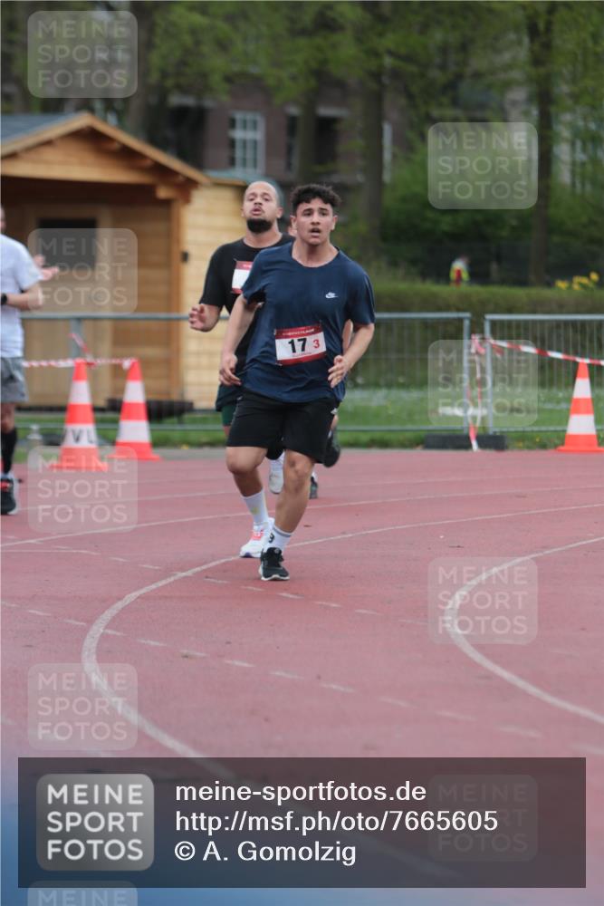13.04.2025 - Hammer Lauf A. Gomolzig http://msf.ph/oto/7665605 13.04.2025 12:20:16 Ziel 2, 17, 468, 1937 meine-sportfotos.de