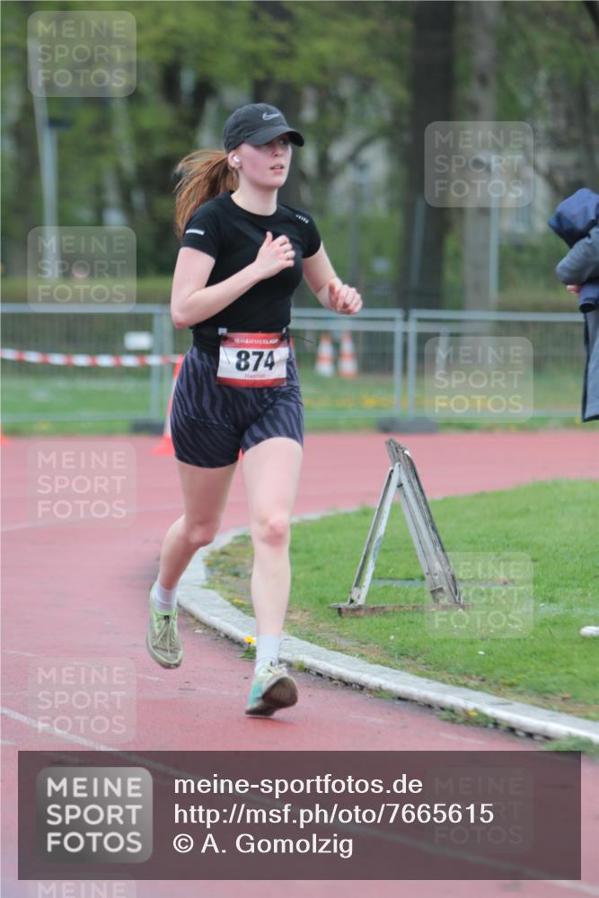 13.04.2025 - Hammer Lauf A. Gomolzig http://msf.ph/oto/7665615 13.04.2025 12:20:36 Ziel 481, 874 meine-sportfotos.de