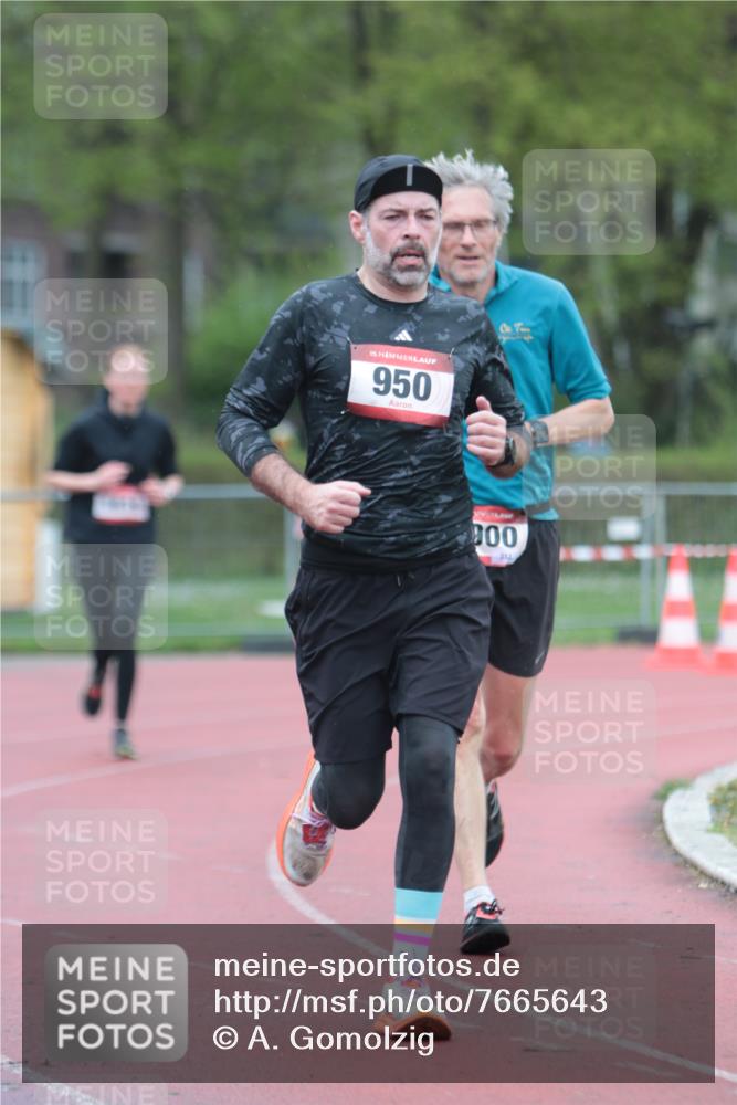 13.04.2025 - Hammer Lauf A. Gomolzig http://msf.ph/oto/7665643 13.04.2025 12:21:43 Ziel 950, 1819, 1900 meine-sportfotos.de
