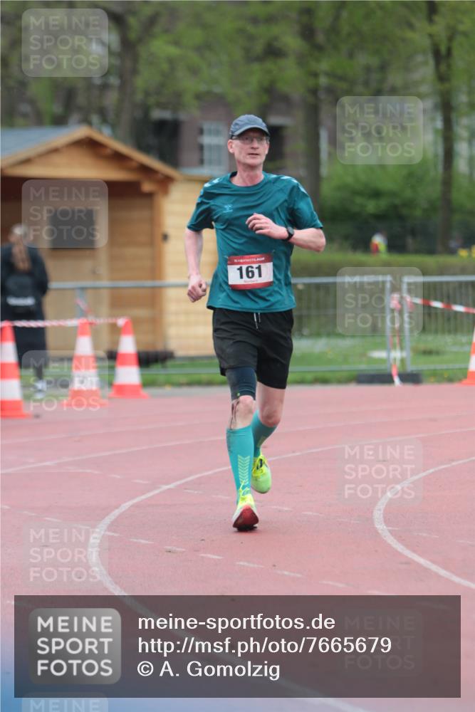13.04.2025 - Hammer Lauf A. Gomolzig http://msf.ph/oto/7665679 13.04.2025 12:22:48 Ziel 161 meine-sportfotos.de