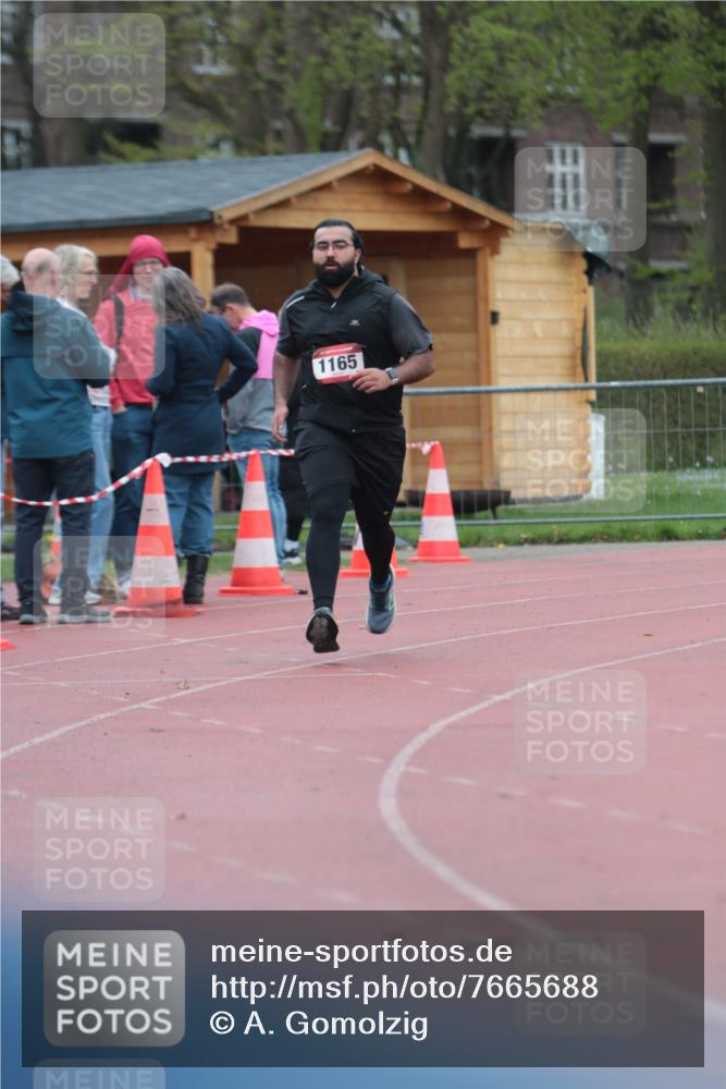 13.04.2025 - Hammer Lauf A. Gomolzig http://msf.ph/oto/7665688 13.04.2025 12:23:13 Ziel 1165 meine-sportfotos.de