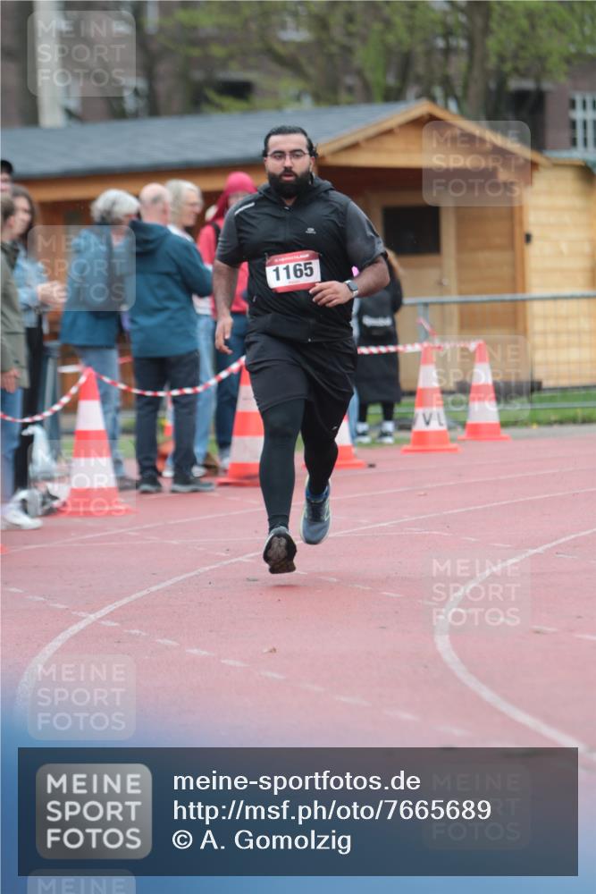 13.04.2025 - Hammer Lauf A. Gomolzig http://msf.ph/oto/7665689 13.04.2025 12:23:15 Ziel 1165 meine-sportfotos.de