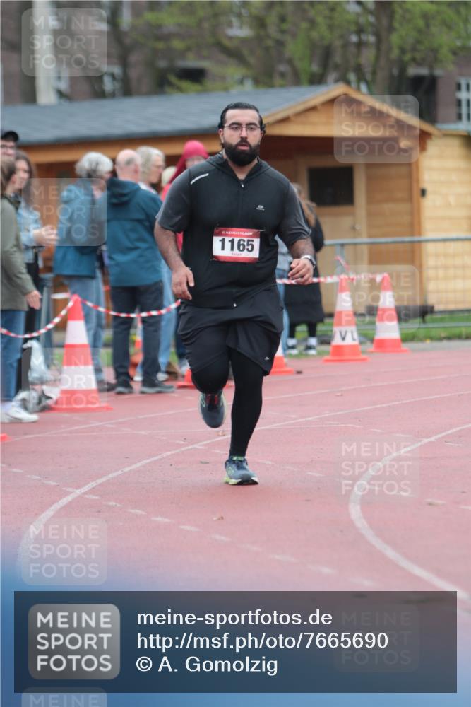 13.04.2025 - Hammer Lauf A. Gomolzig http://msf.ph/oto/7665690 13.04.2025 12:23:15 Ziel 1165 meine-sportfotos.de