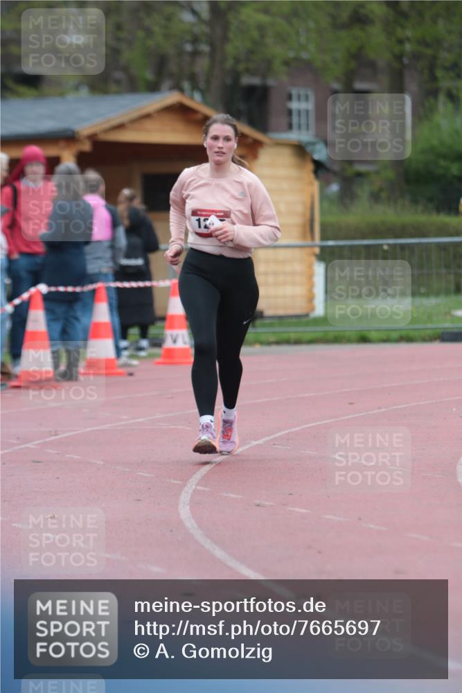 13.04.2025 - Hammer Lauf A. Gomolzig http://msf.ph/oto/7665697 13.04.2025 12:23:50 Ziel 1267 meine-sportfotos.de