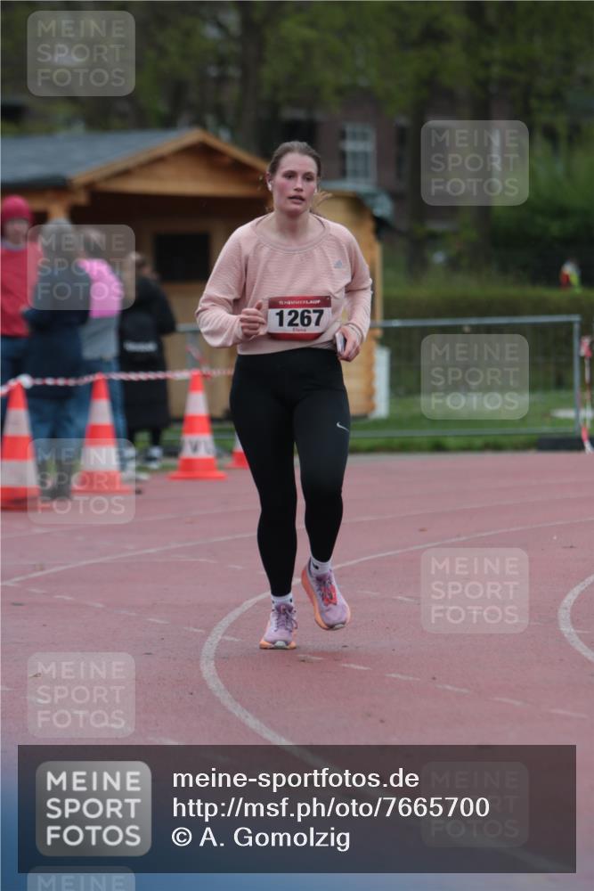 13.04.2025 - Hammer Lauf A. Gomolzig http://msf.ph/oto/7665700 13.04.2025 12:23:51 Ziel 1267 meine-sportfotos.de