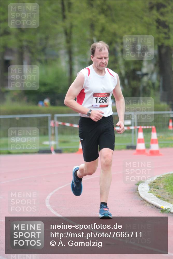 13.04.2025 - Hammer Lauf A. Gomolzig http://msf.ph/oto/7665711 13.04.2025 12:24:27 Ziel 1258 meine-sportfotos.de