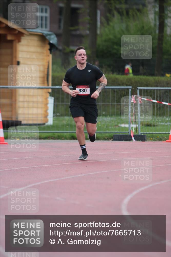 13.04.2025 - Hammer Lauf A. Gomolzig http://msf.ph/oto/7665713 13.04.2025 12:24:37 Ziel 980 meine-sportfotos.de