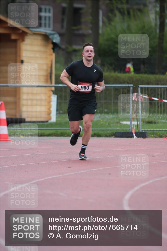 13.04.2025 - Hammer Lauf A. Gomolzig http://msf.ph/oto/7665714 13.04.2025 12:24:37 Ziel 980 meine-sportfotos.de