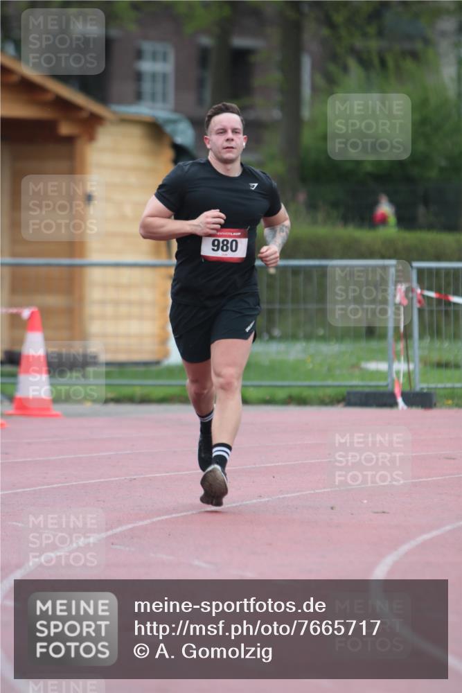 13.04.2025 - Hammer Lauf A. Gomolzig http://msf.ph/oto/7665717 13.04.2025 12:24:38 Ziel 980 meine-sportfotos.de