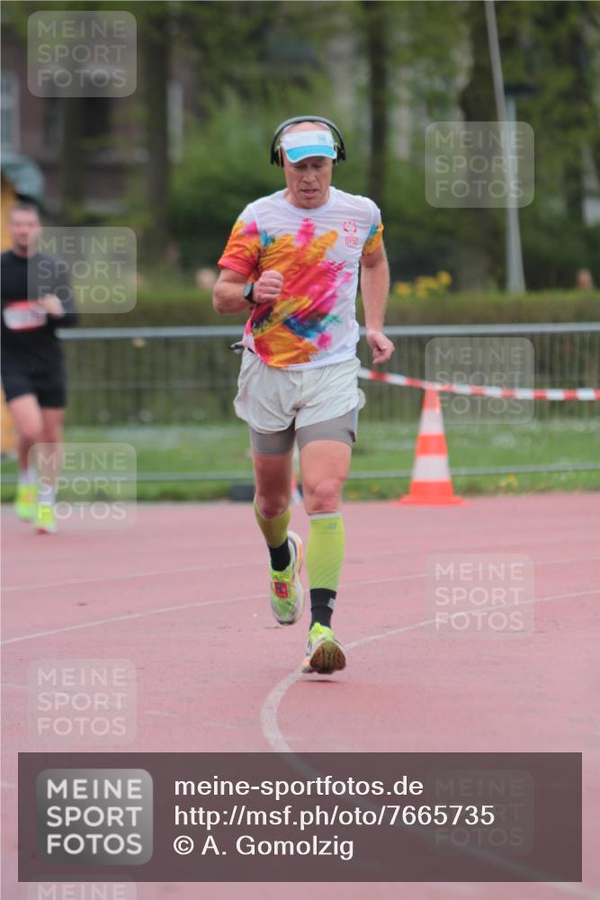 13.04.2025 - Hammer Lauf A. Gomolzig http://msf.ph/oto/7665735 13.04.2025 12:24:56 Ziel 1002, 1341, 1375 meine-sportfotos.de
