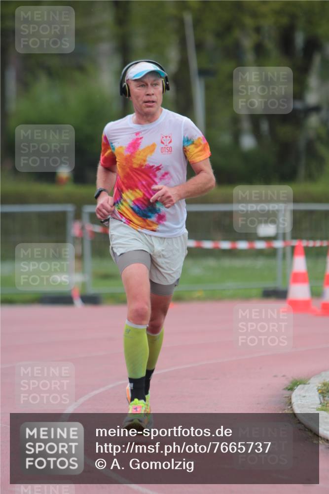 13.04.2025 - Hammer Lauf A. Gomolzig http://msf.ph/oto/7665737 13.04.2025 12:24:57 Ziel 1002, 1341, 1375 meine-sportfotos.de