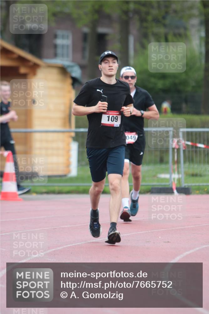 13.04.2025 - Hammer Lauf A. Gomolzig http://msf.ph/oto/7665752 13.04.2025 12:25:10 Ziel 109, 670, 693, 704, 1049 meine-sportfotos.de
