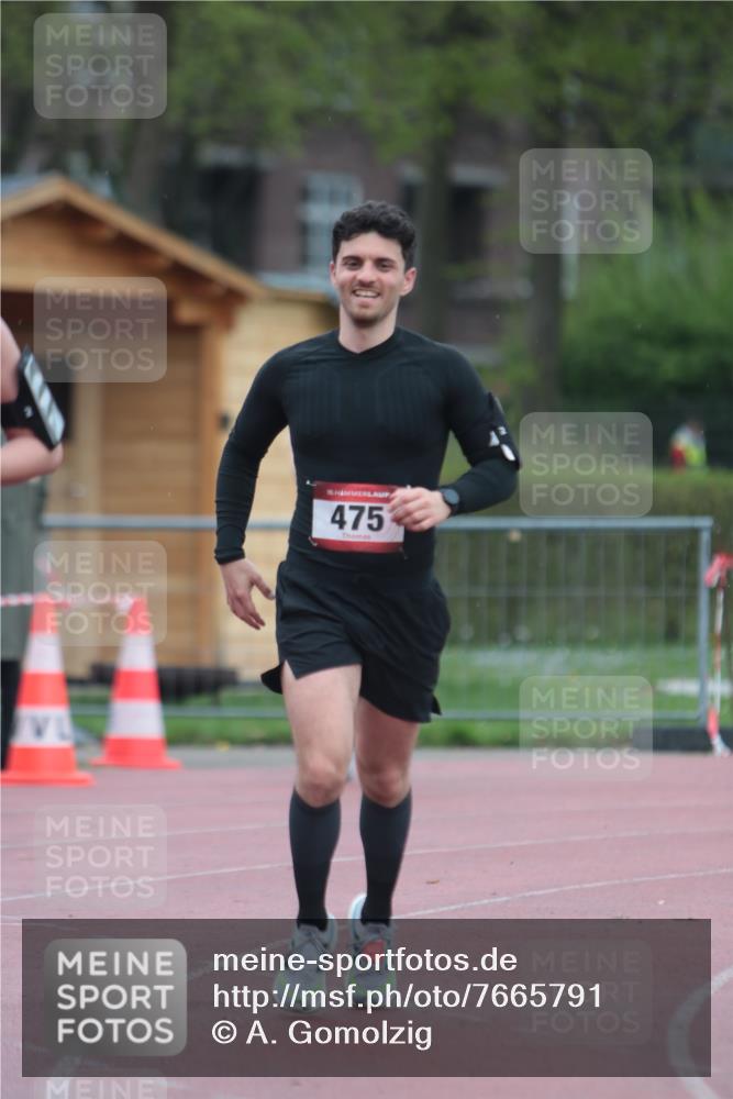 13.04.2025 - Hammer Lauf A. Gomolzig http://msf.ph/oto/7665791 13.04.2025 12:26:21 Ziel 340, 475, 986, 1808 meine-sportfotos.de