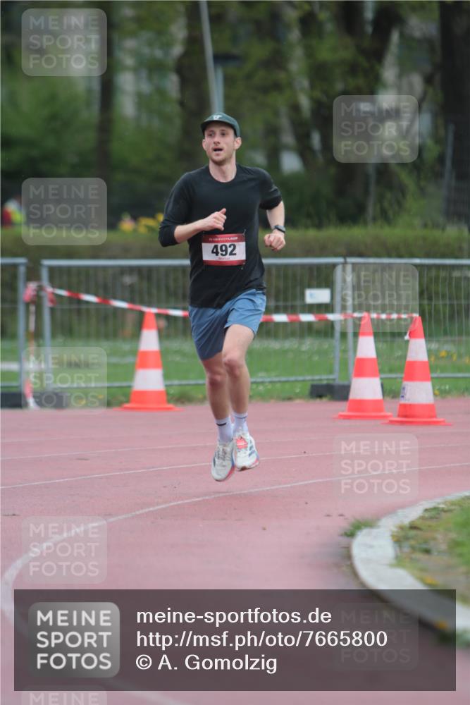 13.04.2025 - Hammer Lauf A. Gomolzig http://msf.ph/oto/7665800 13.04.2025 12:27:01 Ziel 492 meine-sportfotos.de