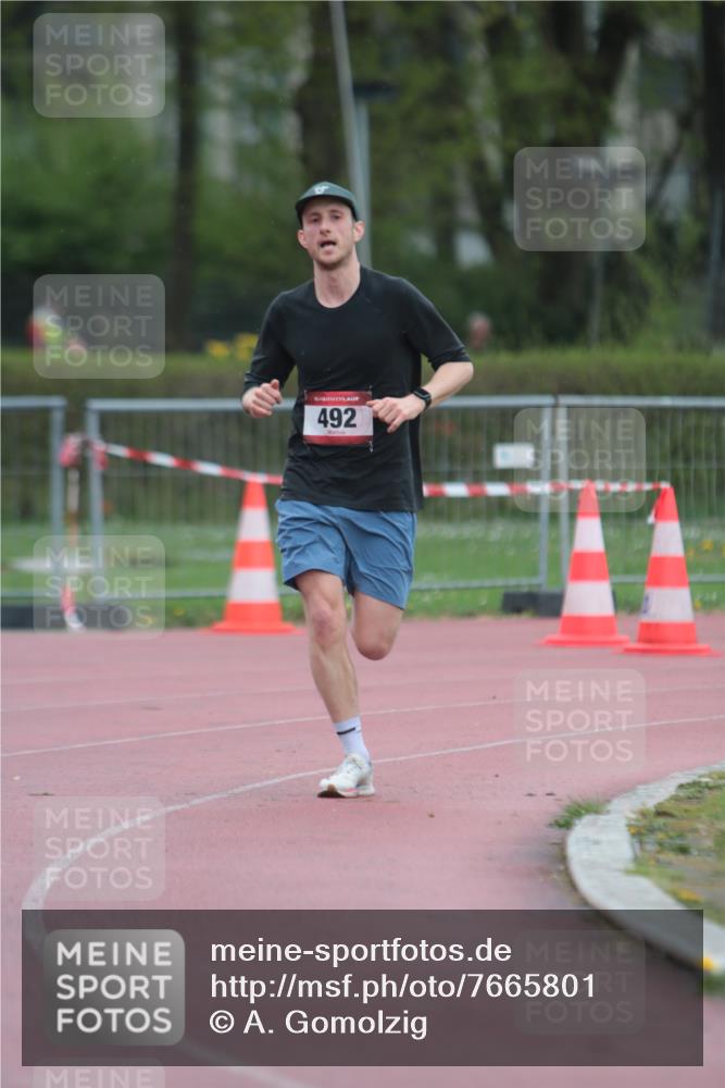 13.04.2025 - Hammer Lauf A. Gomolzig http://msf.ph/oto/7665801 13.04.2025 12:27:02 Ziel 492 meine-sportfotos.de