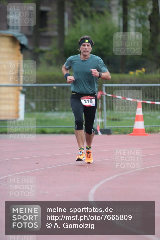 13.04.2025 - Hammer Lauf A. Gomolzig http://msf.ph/oto/7665809 13.04.2025 12:27:22 Ziel 218 meine-sportfotos.de