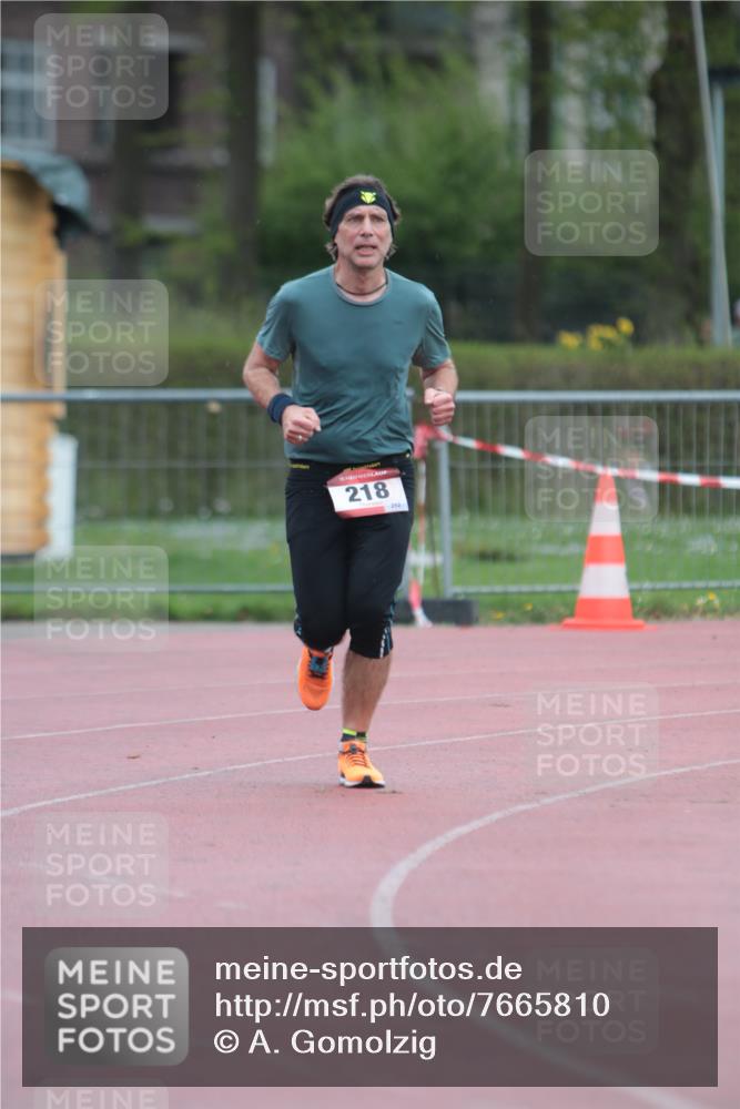 13.04.2025 - Hammer Lauf A. Gomolzig http://msf.ph/oto/7665810 13.04.2025 12:27:22 Ziel 218 meine-sportfotos.de