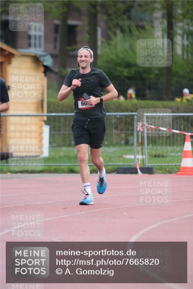 13.04.2025 - Hammer Lauf A. Gomolzig http://msf.ph/oto/7665820 13.04.2025 12:27:29 Ziel 609, 945 meine-sportfotos.de