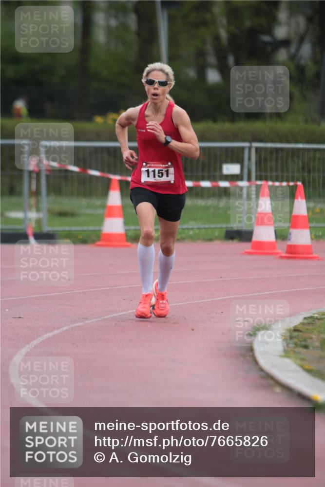 13.04.2025 - Hammer Lauf A. Gomolzig http://msf.ph/oto/7665826 13.04.2025 12:27:38 Ziel 432, 1151, 1772 meine-sportfotos.de